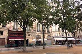 Place Dauphine.jpg (14683 octets)